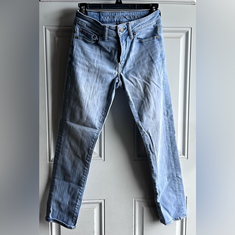 American Eagle Jeans 26x28 High Rise Stretch Denim Flattering Fit